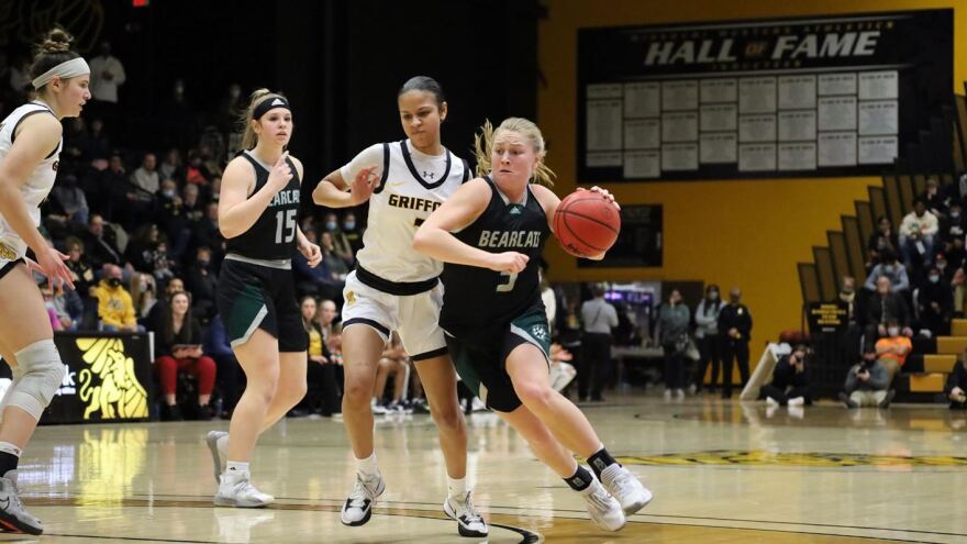 Action shot of Molly Hartnett vs Missouri Western basketball