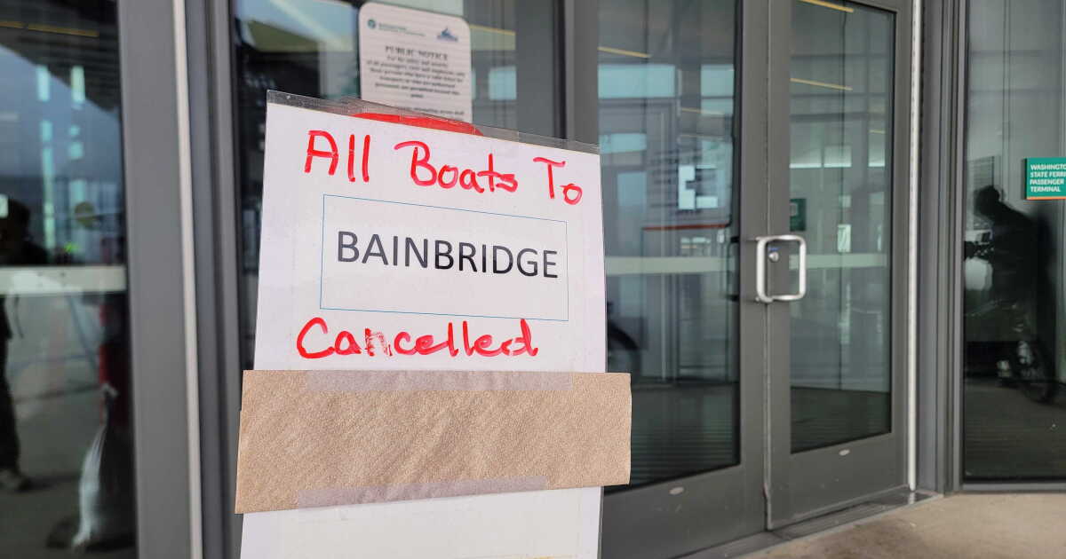 Ferry service snarled across Puget Sound region amid engine worker sick out
