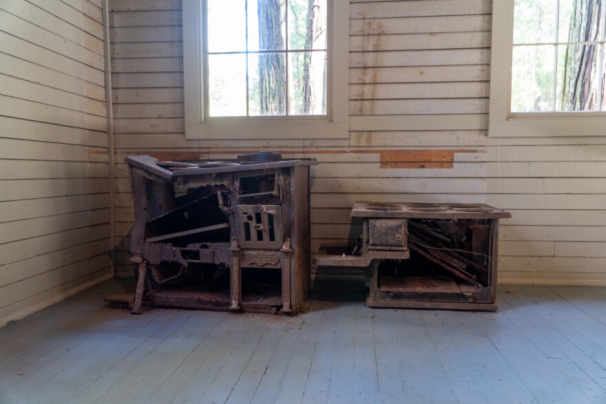 yosemite_chinese_laundry_stoves_11-5-21.jpg