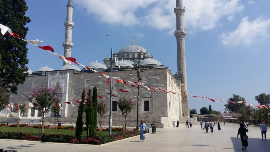 Syrian refugees have settled around Istanbul's Fatih Mosque in recent years.