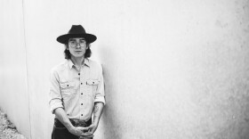 Singer Songwriter Sammy Brue