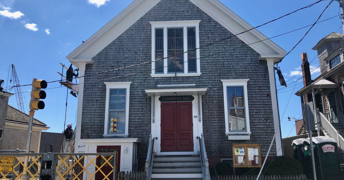 47-Year Run Ends for the Woods Hole Folk Music Society | CAI