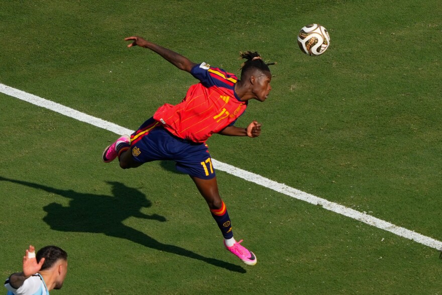 Spain's Nico Williams shoots on goal during the World Cup final soccer match between Spain and Argentina in East Rutherford, N.J., near New York, Sunday, July 19, 2026. (AP Photo/Yuki Iwamura)