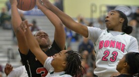 Narbonne takes on View Parkin in the L.A. City Section Girls Basketball Open Division Quarterfinal in Los Angeles, CA.