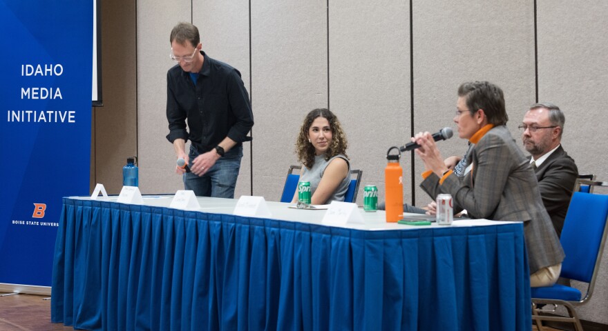 Idaho Media Initiative panel discussion on how to rebuilding meaningful public conversations.