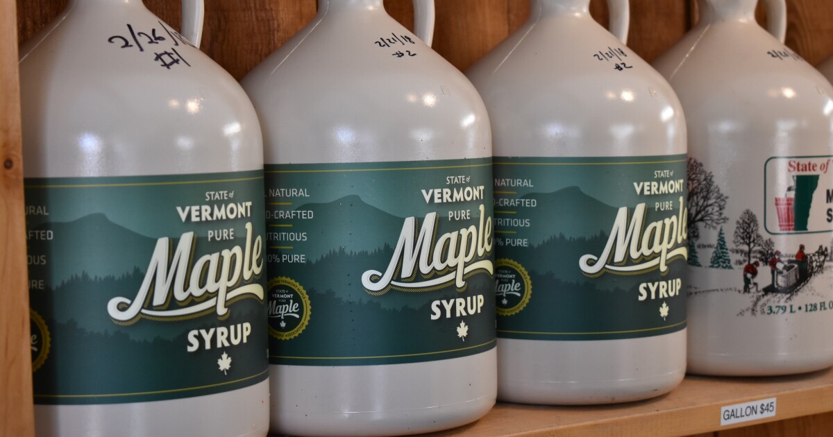 Two universities collaborate on courses for maple adaptation to climate change