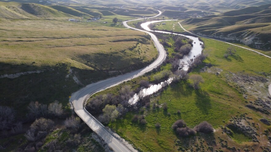 Poso Creek, near the intersection of Granite Road and Round Mountain Road, northeast of Bakersfield