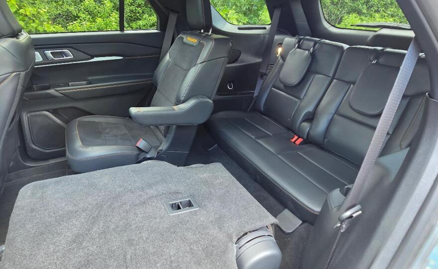 2026 Ford Explorer Tremor 4x4 row 3