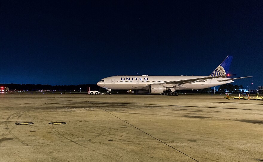 United Airlines in 2017 will offer a new flying option: basic economy. It'll mean giving up some of the few remaining so-called perks of air travel.