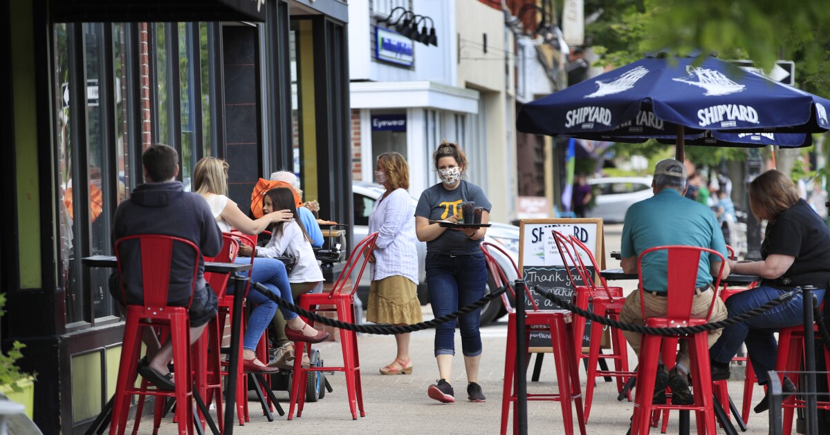 Supply of H2B visas falls short of Maine hotel and restaurant needs heading into winter season