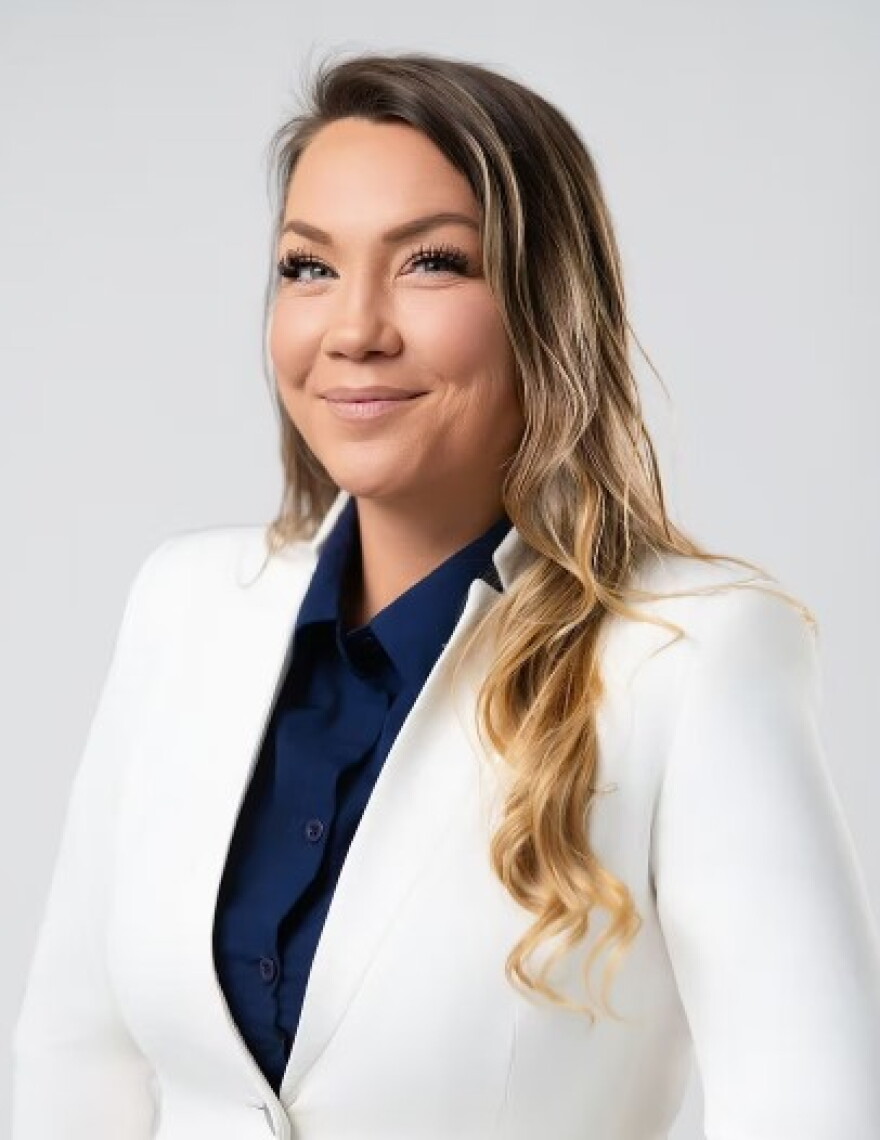 Lindsay Rubia Garcia (D) Candidate for 6th Congressional District