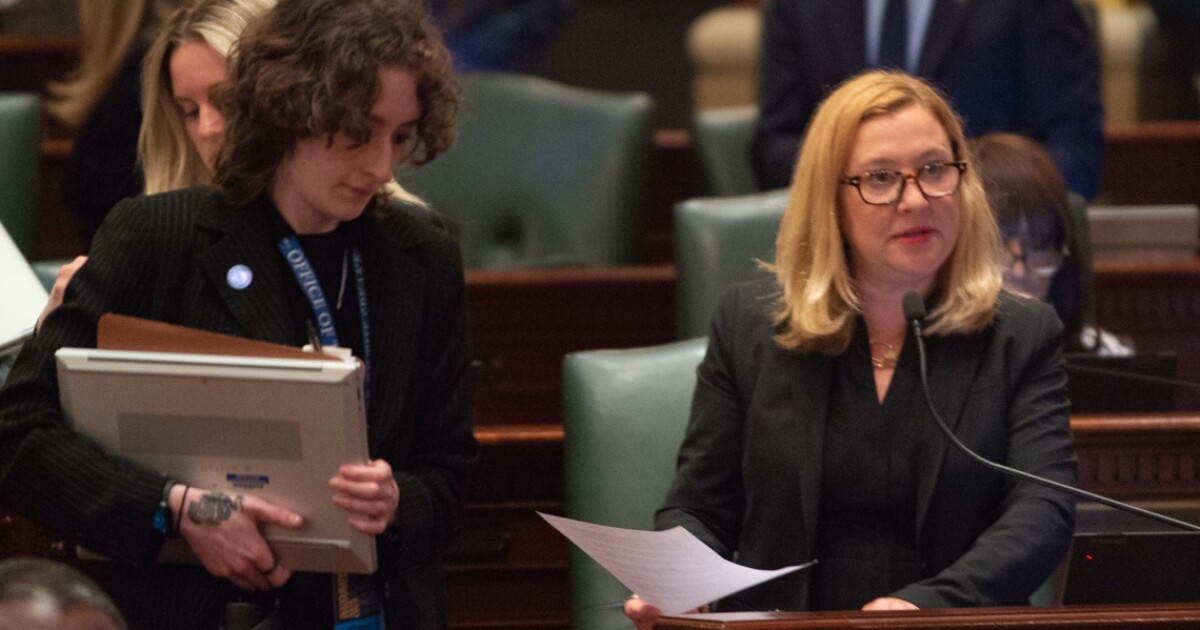 Illinois pursues abortion coverage for people with little or no insurance