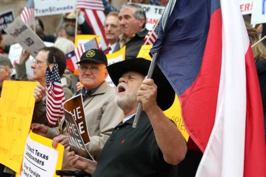 Texans rally outside the Lamar County Courthouse Friday, February 17.