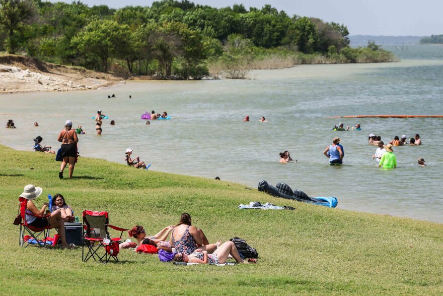 In Collin County, Lavon Lake offers a nearby getaway with five beaches. It鈥檚 especially known for fishing.