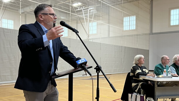 Richard Paquette, an environmental consultant to Algonquin Gas Transmission, speaks at a Cape Cod Commission subcommittee hearing Wednesday on the proposed natural gas pipeline that will replace older pipelines under the Bourne and Sagamore bridges.