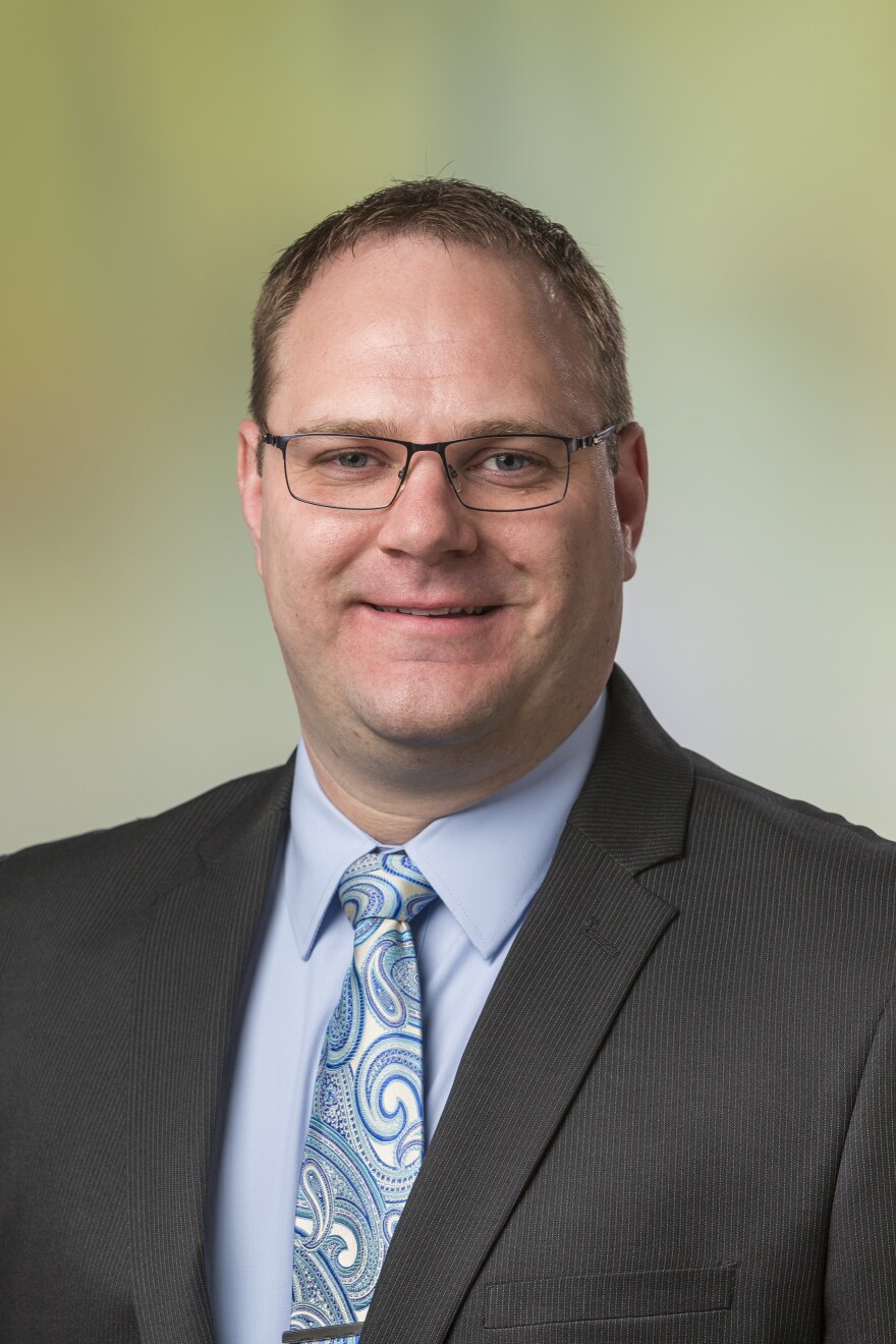 Dr. Zachary Ernst, Essentia Health; General Surgery, Colorectal Surgery, Vein Care Services, Breast Health