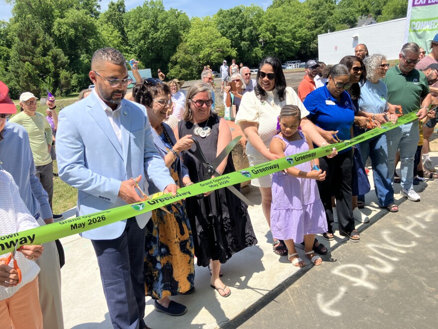 City leaders at the Greenway ribbon-cutting 