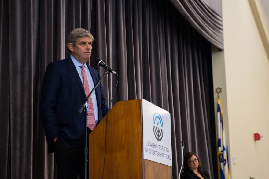 Businessman Bob Stefanowski went after Griebel and delivered a lengthy opening address. After he pitched fiscal discipline and conservative values, he said he could go on for hours and found this type of forum to be "therapeutic."