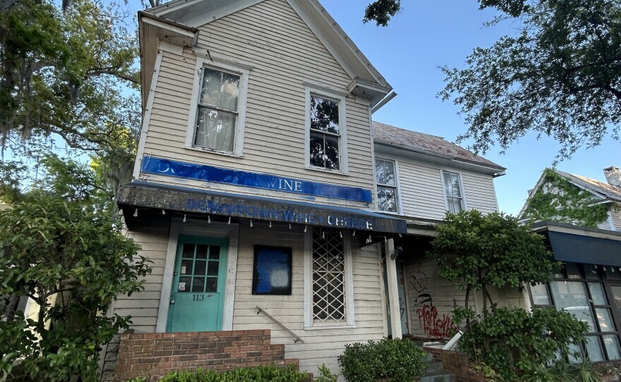 The Wine and Cheese Gallery building is over 100 years old. (Nicholas Diaz/WUFT News)