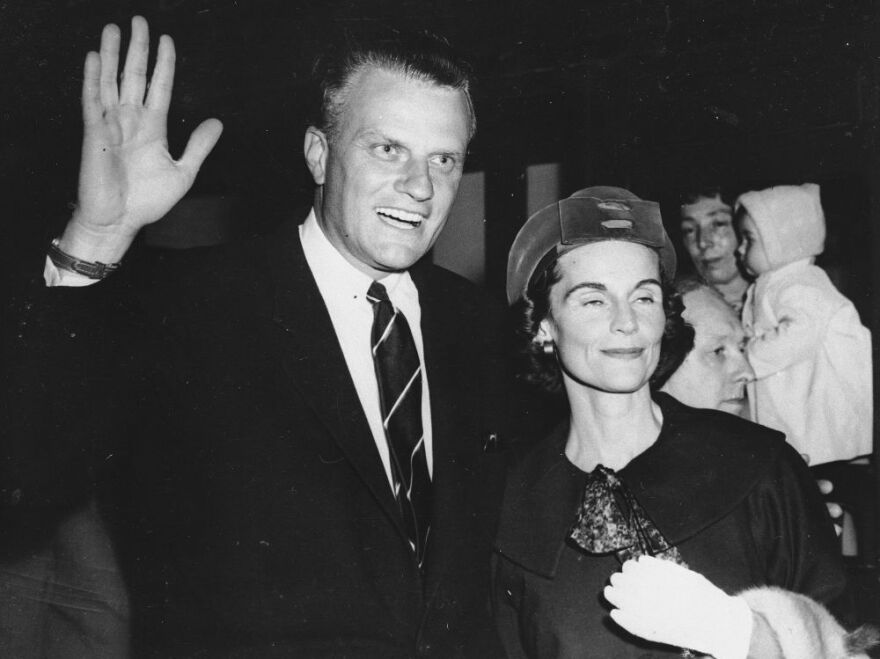 Graham and his wife, Ruth, in London in 1959.