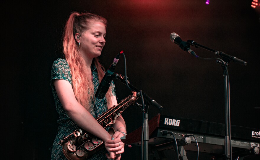 Jazzi Bobbi with Nilüfer Yanya on stage at Shaky Knees Music Festival 2022.