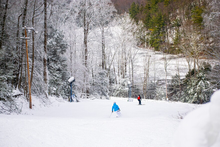 Gift cards for skiing, such as for Montage Mountain, can make a perfect Christmas gift.