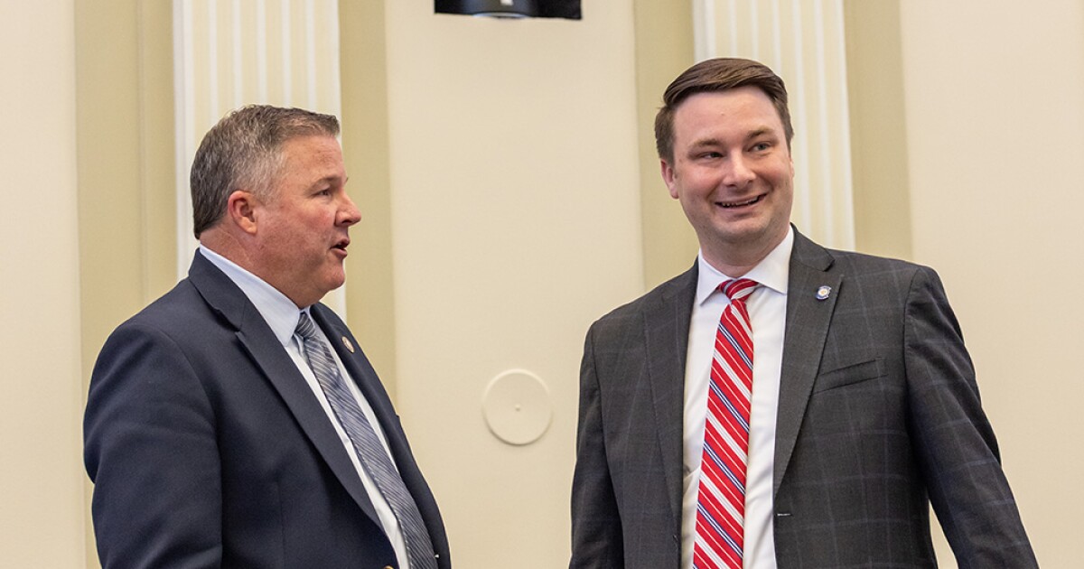 Oklahoma lawmakers eye constitutional convention