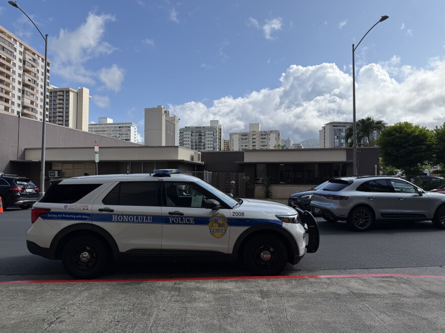 A Honolulu Police Department vehicle is seen on Makaloa Street near the Pāwaʻa Fire Station on June 1, 2026.