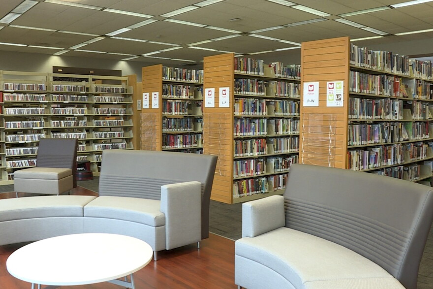 The inside of the Ellettsville Branch of the Monroe County Public Library.