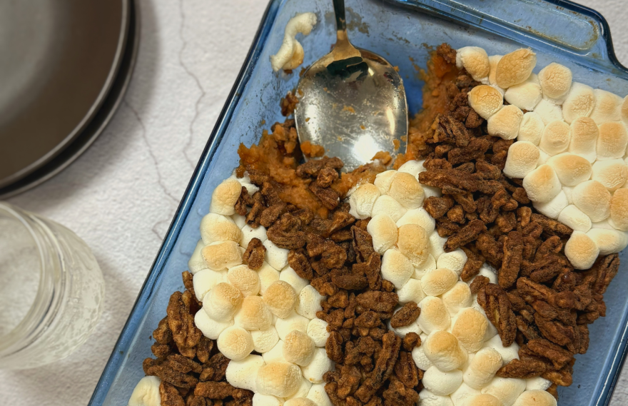 This canned sweet potato casserole proves you don’t need fancy ingredients to make something unforgettable. Cozy spices, maple sweetness, and a golden topping come together in a dish that tastes like a holiday hug — simple to prep, quick to bake, and loved by everyone at the table.