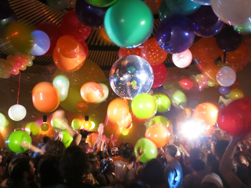 The Loft host David Mancuso famously dropped balloons from the ceiling during his dance parties.