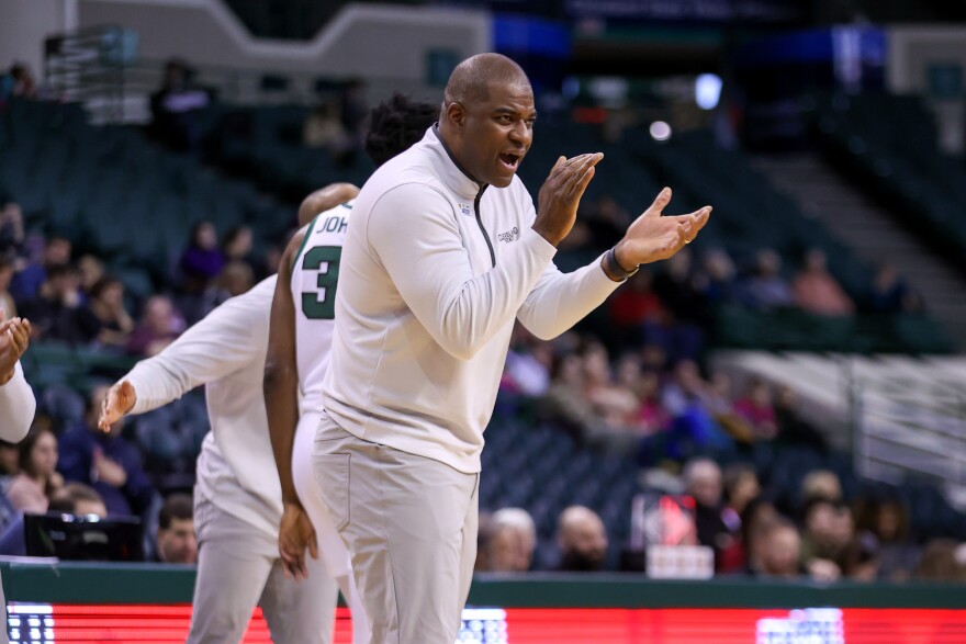 Cleveland State Vikings head coach Daniyal Robinson on the sideline during the first half of the men's college basketball game between then IUPUI Jaguars and Cleveland State Vikings.