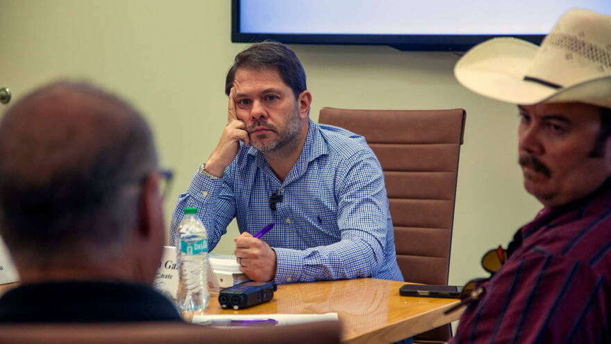 Gallego with farmers