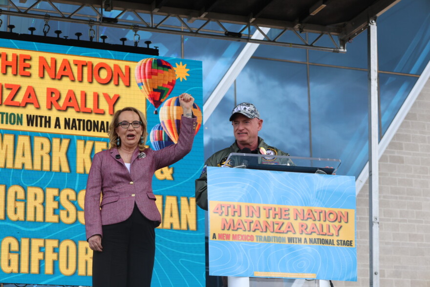 U.S. Sen. Mark Kelly (D-Ariz.) and his wife, former U.S. Rep. Gabby Giffords (D-Ariz.), addressed Democrats gathered Oct. 24, 2026, for the “4th in the Nation Matanza.”
