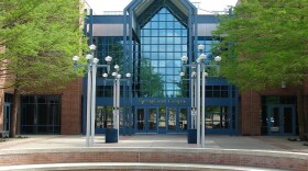 Almost a million students stopped attending college or universities over the past two years, citing emotional stress and other factors, but a new Lumina/Gallup Student Study reveals about 85% are interested in returning.