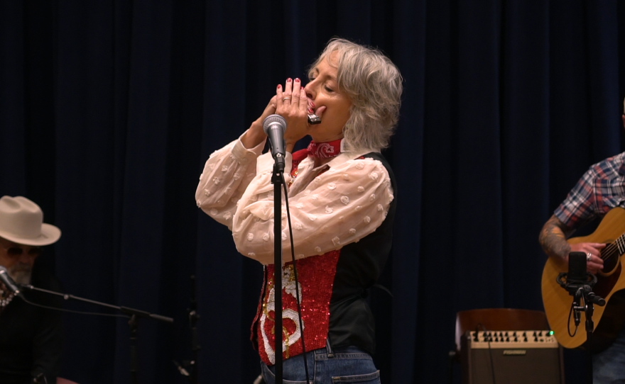 BB & The Billies performing live in WNIJ's Studio A