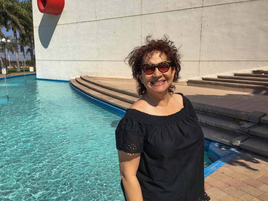 therapy pool unsized