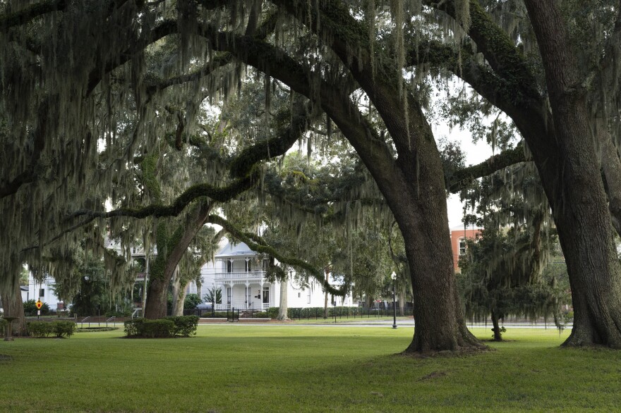 Outside of the Historic Brunswick Courthouse. One thousand potential jury members have been summoned for the trial — ten times the average. Court officials hope the large number will meet the challenge of seating a jury of 12 people who don't know the defendants or the victim and haven't made up their mind about the case.