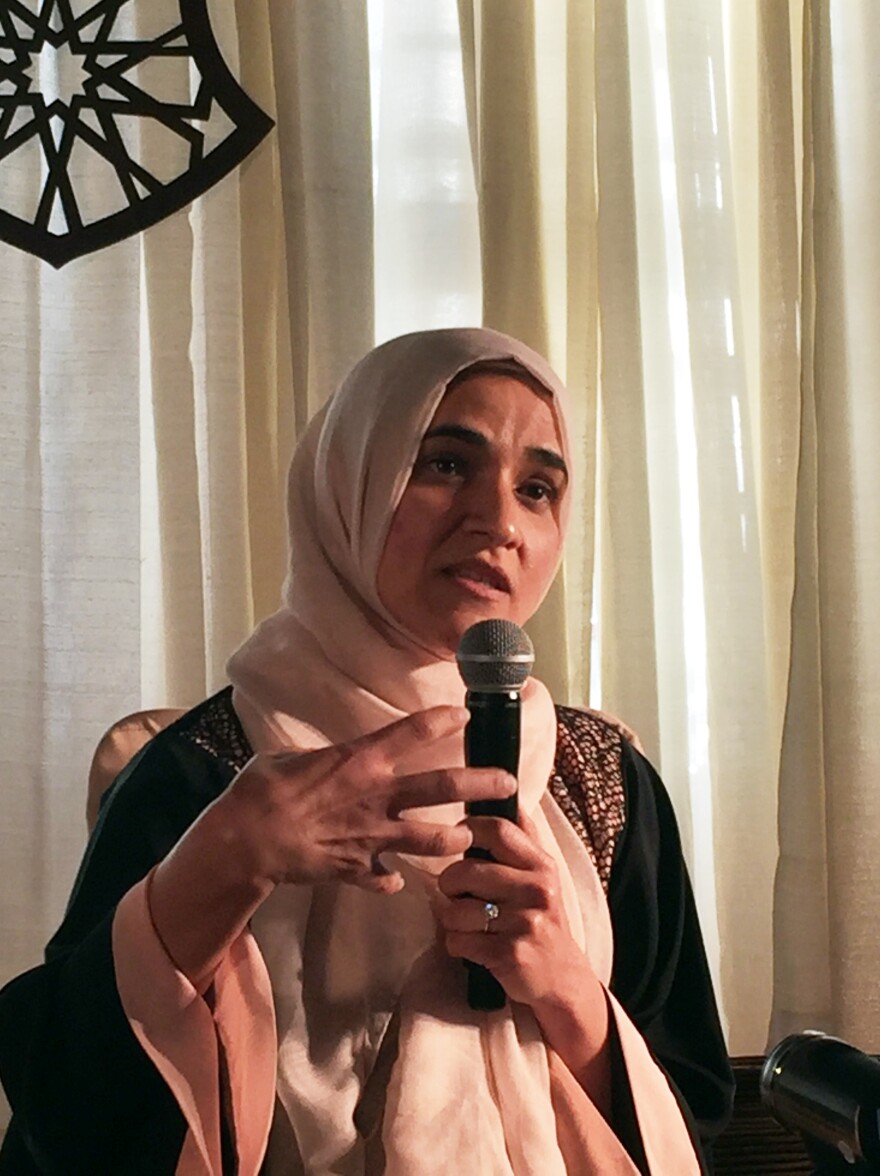 Dalia Mogahed, a guest speaker, says that the story of Muhammad reaching out to the Jews of Medina has important lessons for how Muslims in America should relate to a diverse society.