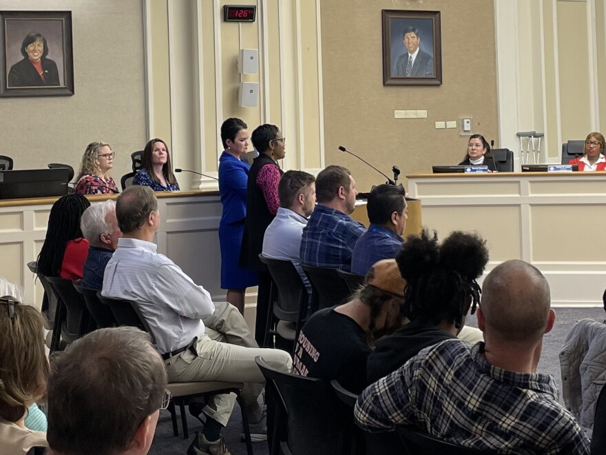 Left to right at podium-District Judge Lindsay Hughes Thurston-Program Coordinator Kivvi Figgs