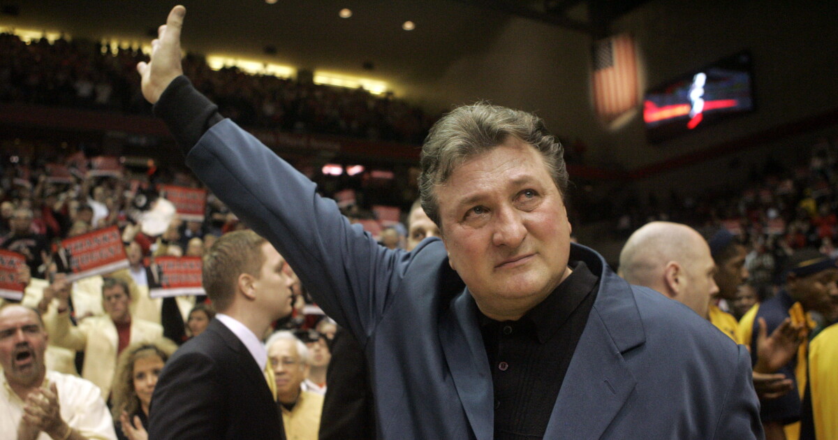 Former UC basketball coach announces cognitive disorder, joins Hall of Fame