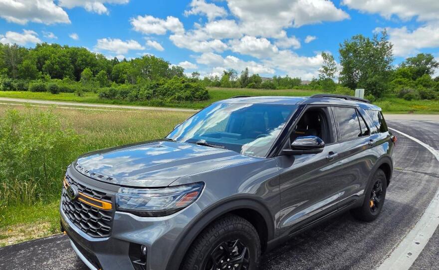2026 Ford Explorer Tremor 4x4 overall