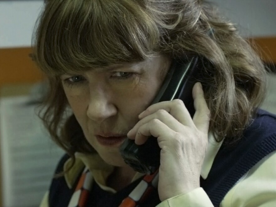 Ann Dowd plays Sandra, manager of an Ohio "Chickwich" franchise. A victim of the scam, she's also an agent in Becky's violation.