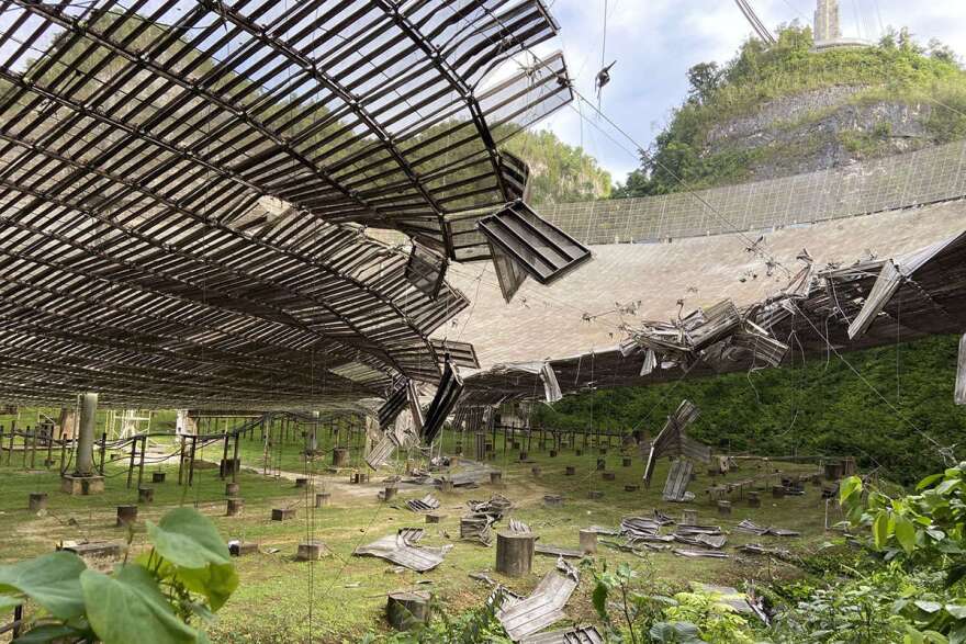 The main collecting dish is among the world’s largest single-dish radio telescopes. The reflective dish is 1,000 feet in diameter, 167 feet deep, and covers an area of about 20 acres. Photo: UCF