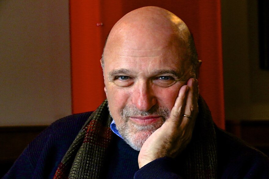 Director Andrew Davis and QC native Jeff Biggers release novel ...