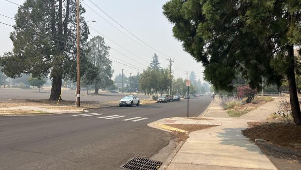 Wildfire smoke from East Evans Creek fire settles around Ashland street.