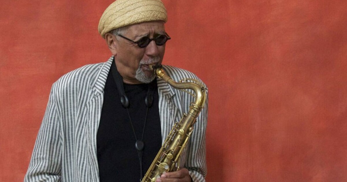 Lloyd певец. Charles lloyd. Marsalis standard time, vol. Charles lloyd. Charles lloyd & jason moran - hagar's song.