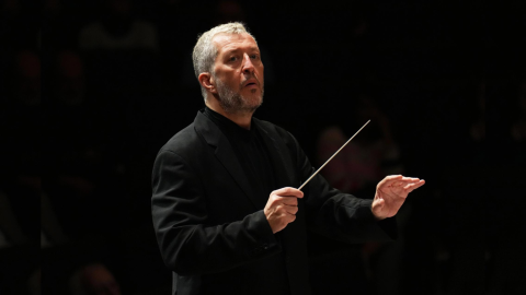 Conductor Thomas Adès