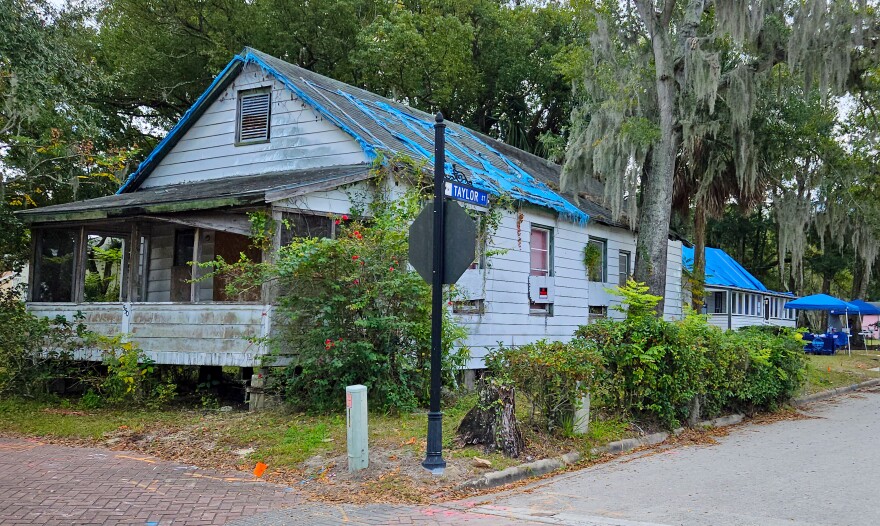 Thomas House is the oldest structure in Eatonville and the original site of the St. Lawrence African Methodist Episcopal Church.