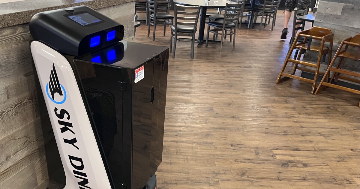Robots are now bussing meals in several Montana restaurants alongside wait staff
